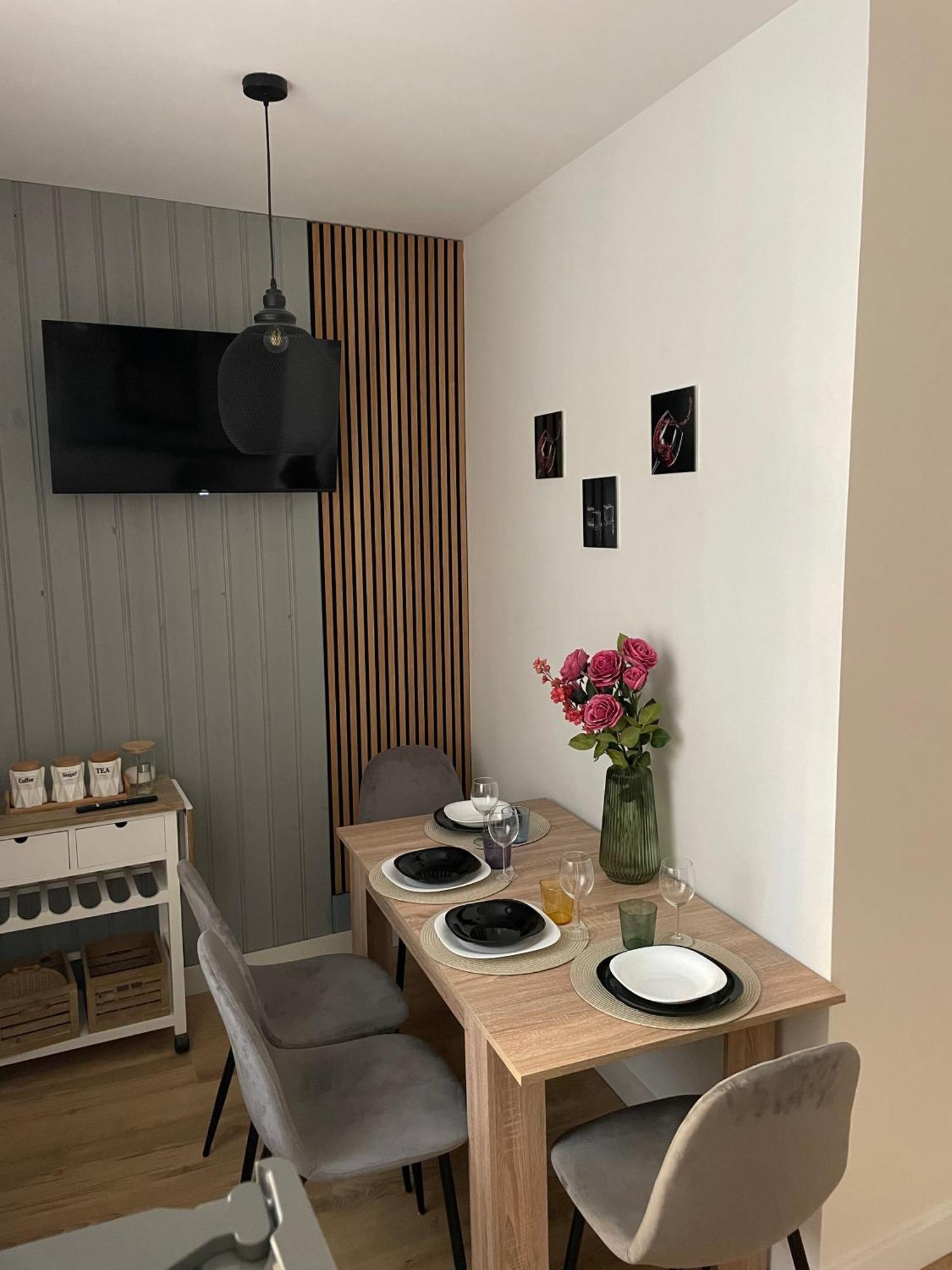 Peterfia Boutique Apartments Debreţin Exterior foto